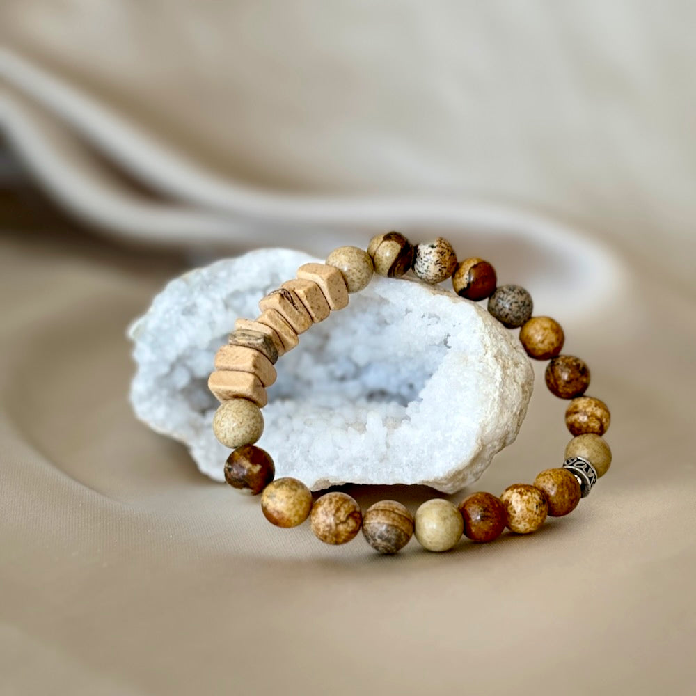 Trust your path Gemstone Bracelet with Wooden chips and Picture Jasper