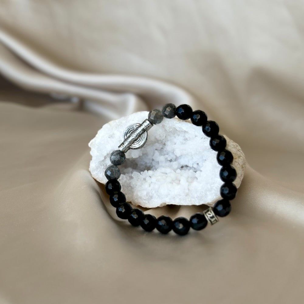 Bracelet de pierres précieuses Serendipity avec Labradorite et Onyx