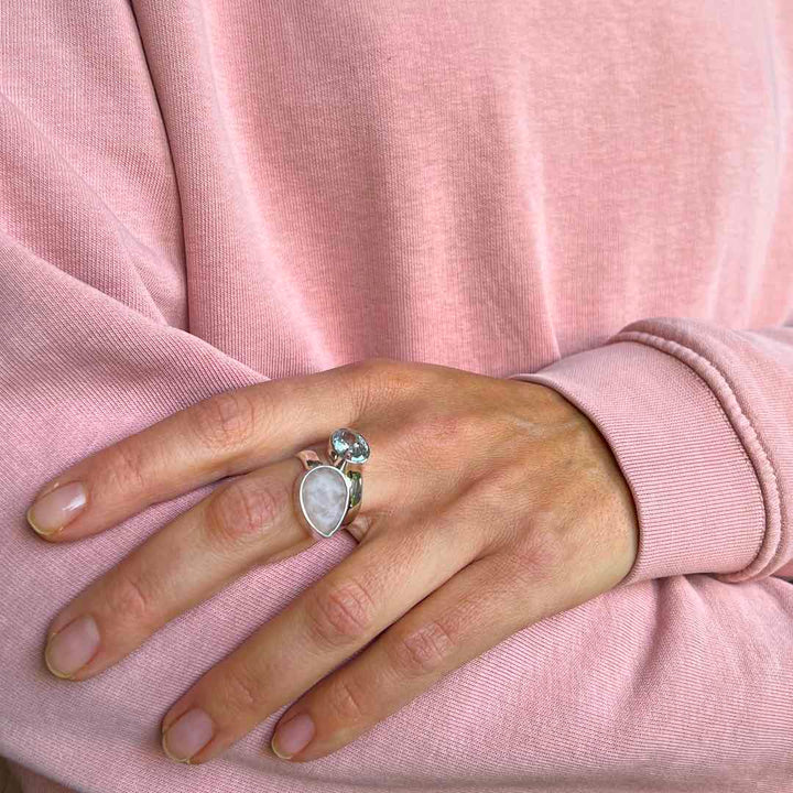 Balance Silver Ring with Rose Quartz & White Zircon Gemstones (Adjustable)