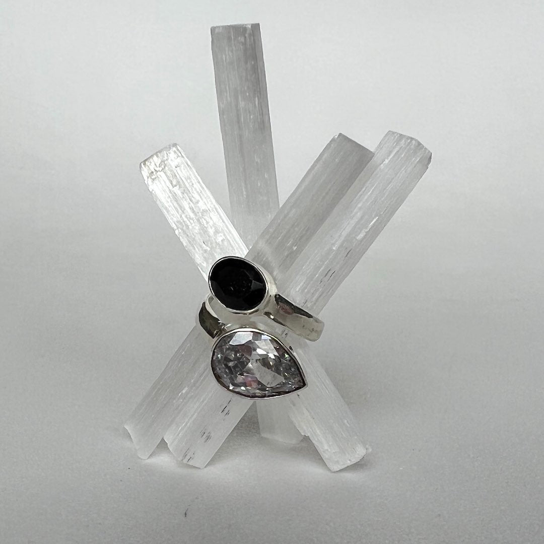 Handmade Silver Ring with Onyx & White Zircon Gemstones (Adjustable)